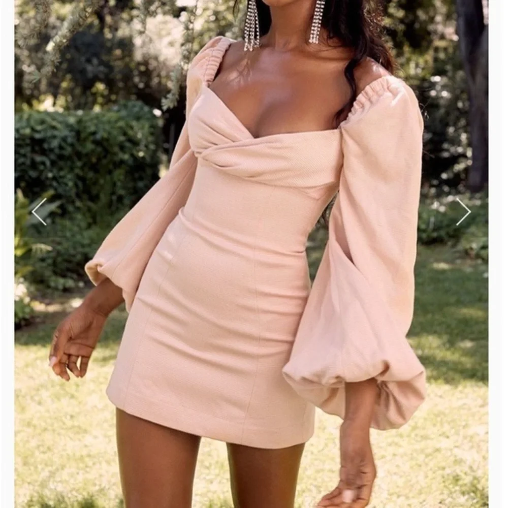HOUSE OF CB 'Aliyah' Blush Damask Balloon Sleeve Dress NWOT